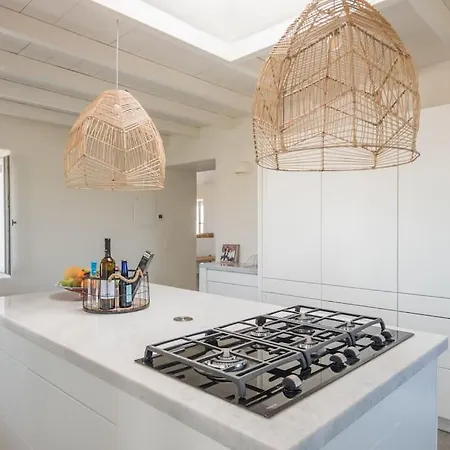 Klar, On The Outskirts Of , Paros Nausa