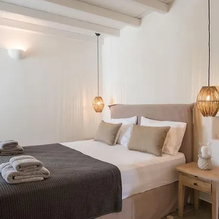 Klar, On The Outskirts Of , Paros * Nausa