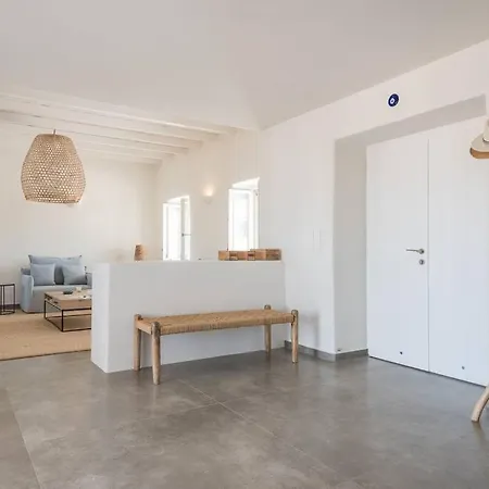 Klar, On The Outskirts Of , Paros * Naousa (Paros)