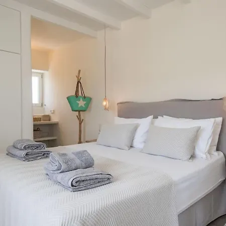 Villa Klar, On The Outskirts Of , Paros Naousa (Paros)