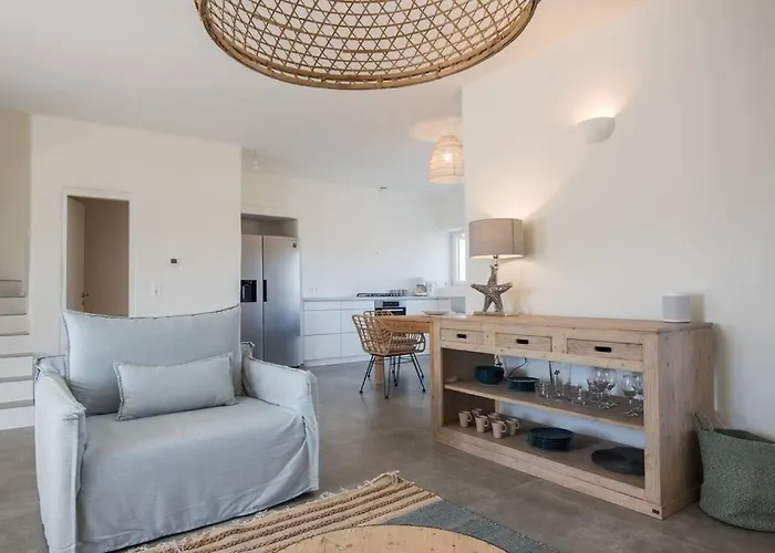 Klar, On The Outskirts Of , Paros